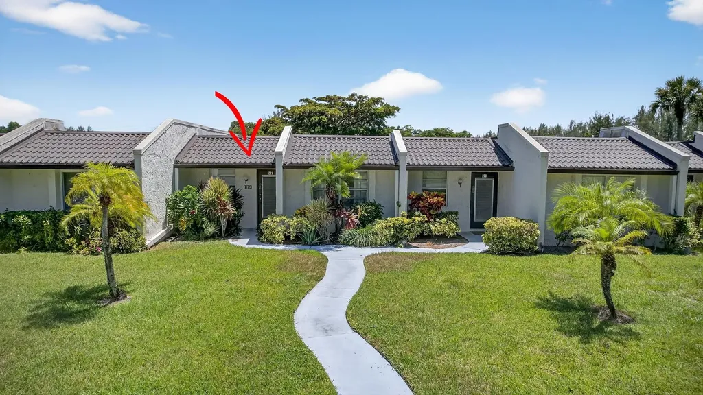 224 Lake Constance Drive West Palm Beach FL 33411