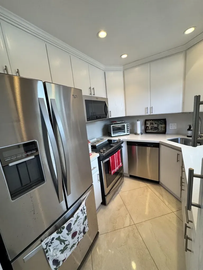 104 E Windsor E West Palm Beach FL 33417