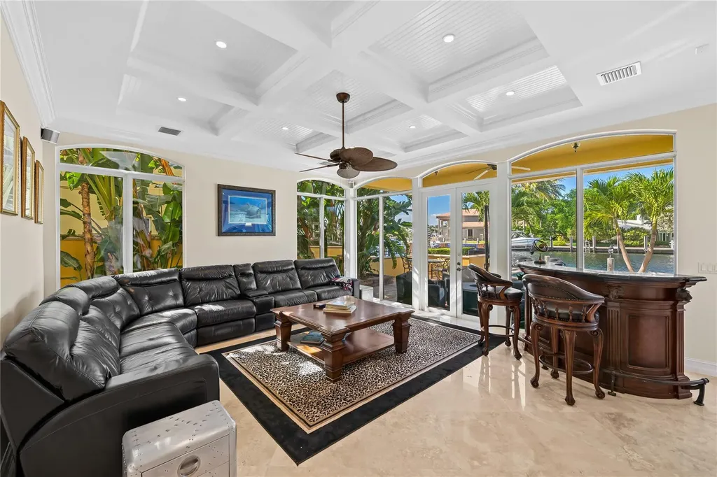 2637 NE 28th Court Lighthouse Point FL 33064