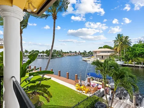 2637 NE 28th Court Lighthouse Point FL 33064