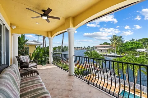 2637 NE 28th Court Lighthouse Point FL 33064