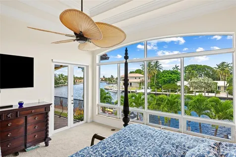 2637 NE 28th Court Lighthouse Point FL 33064