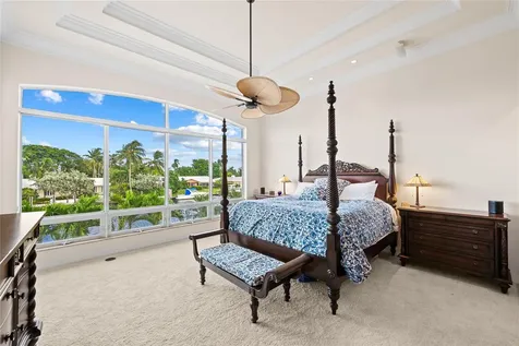 2637 NE 28th Court Lighthouse Point FL 33064