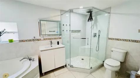 8820 N Bermuda Drive Miramar FL 33025