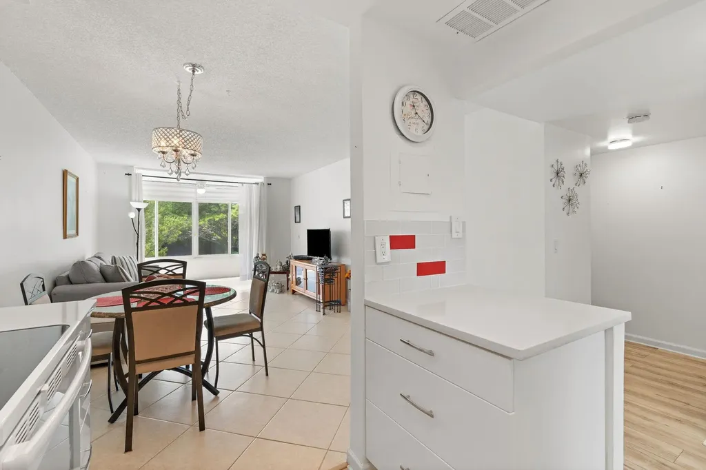 9660 Sunrise Lakes Boulevard Sunrise FL 33322