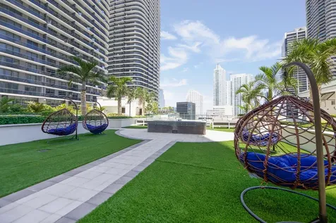 999 SW 1st Avenue Miami FL 33130