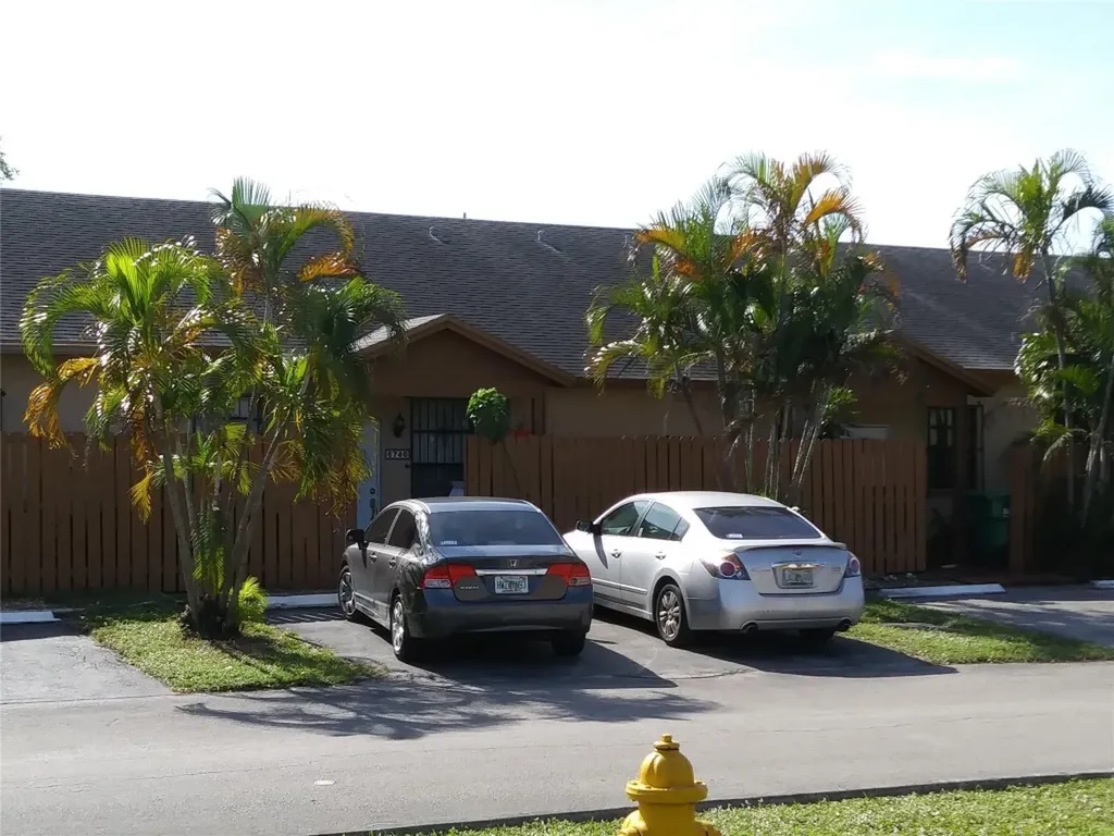 6740 NW 189th Terrace Hialeah FL 33015