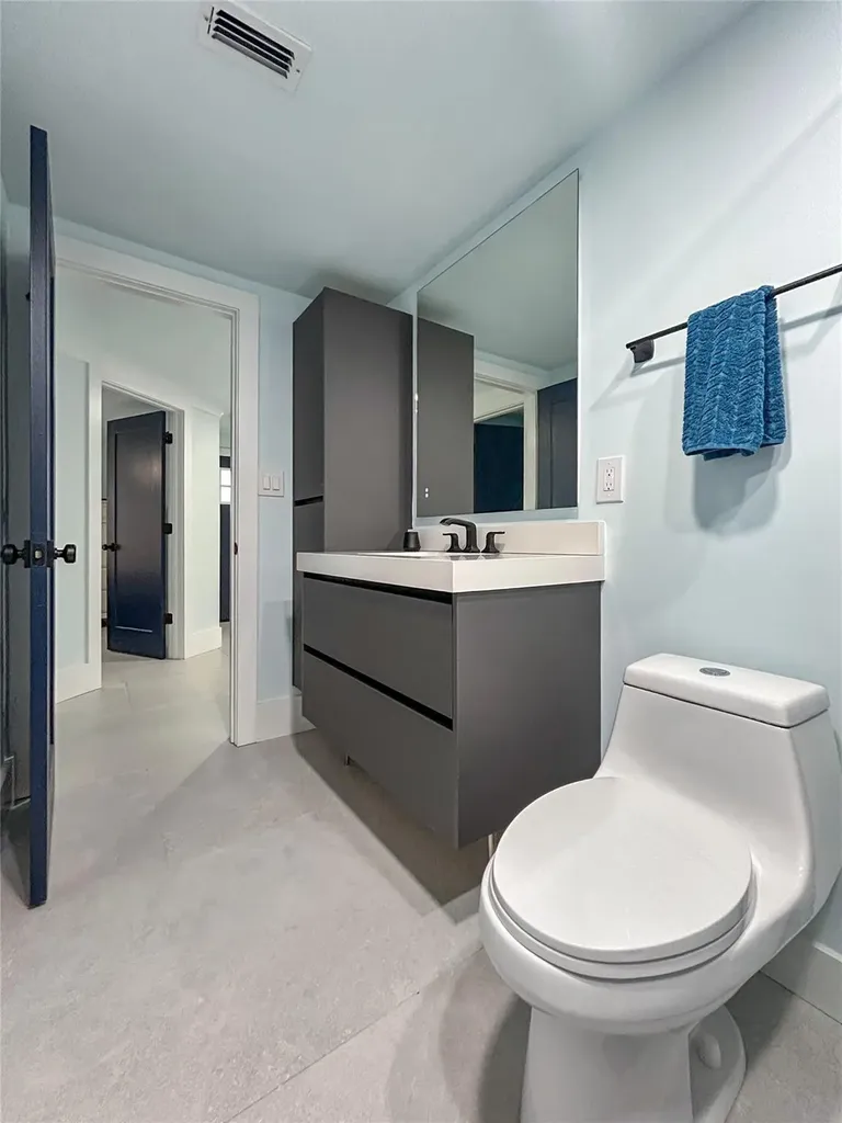 13704 Maria Hudson FL 34667