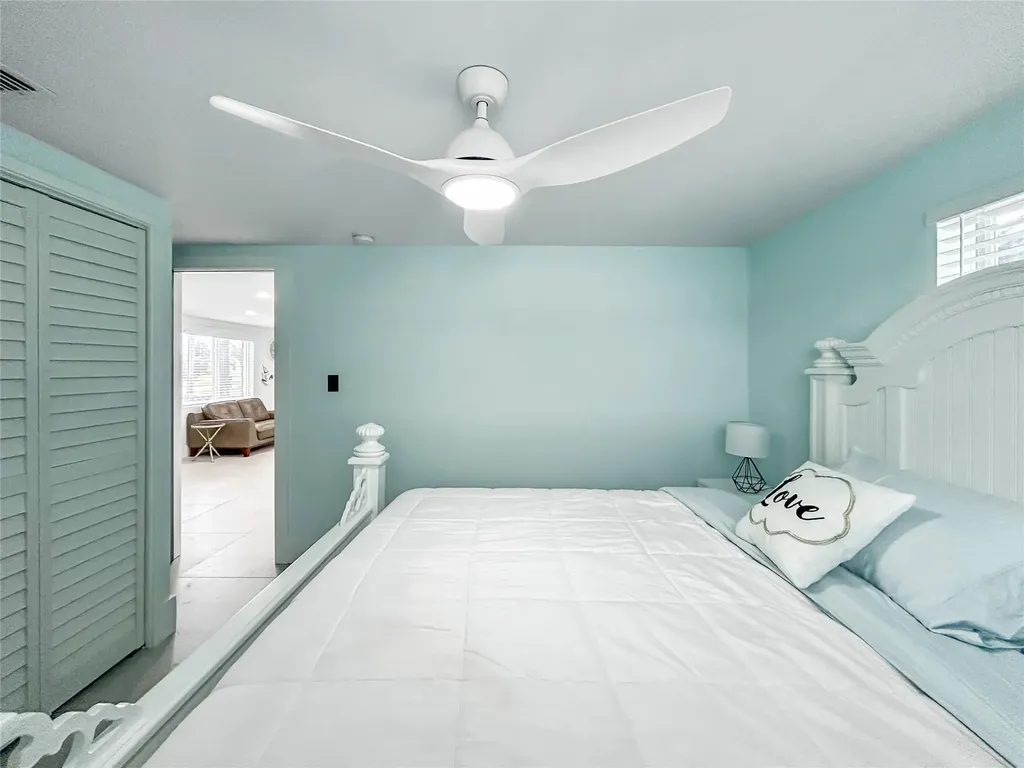 13704 Maria Hudson FL 34667