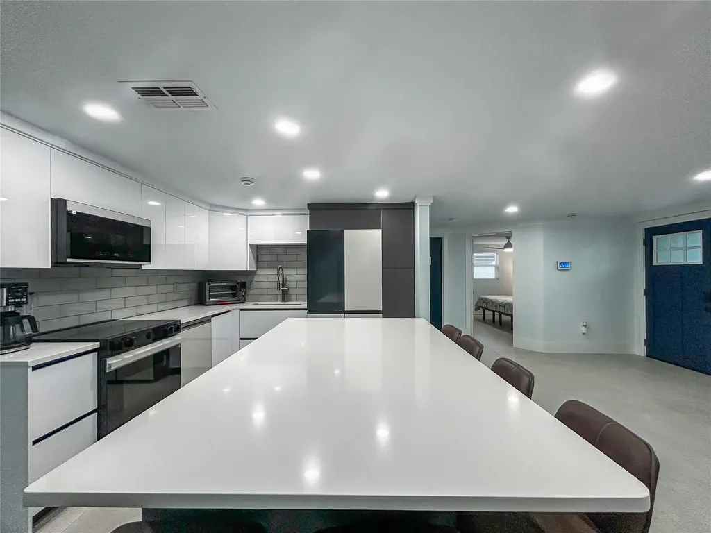 13704 Maria Hudson FL 34667