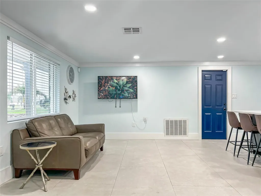 13704 Maria Hudson FL 34667