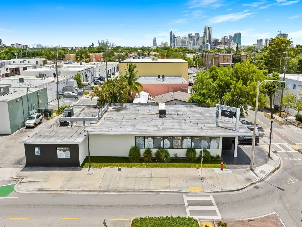 700 NE 13th Street Fort Lauderdale FL 33304