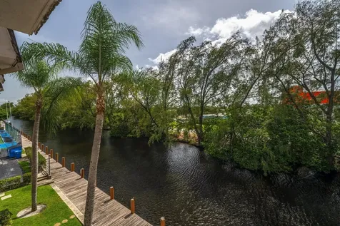 5951 NE 14th Lane Fort Lauderdale FL 33334