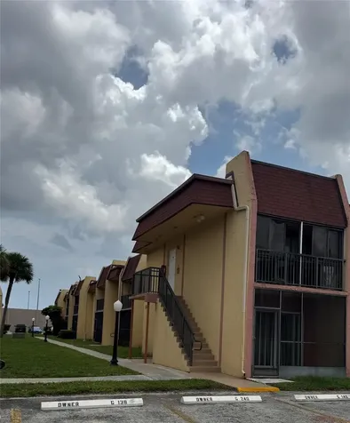 2850 NW 55th Avenue Lauderhill FL 33313