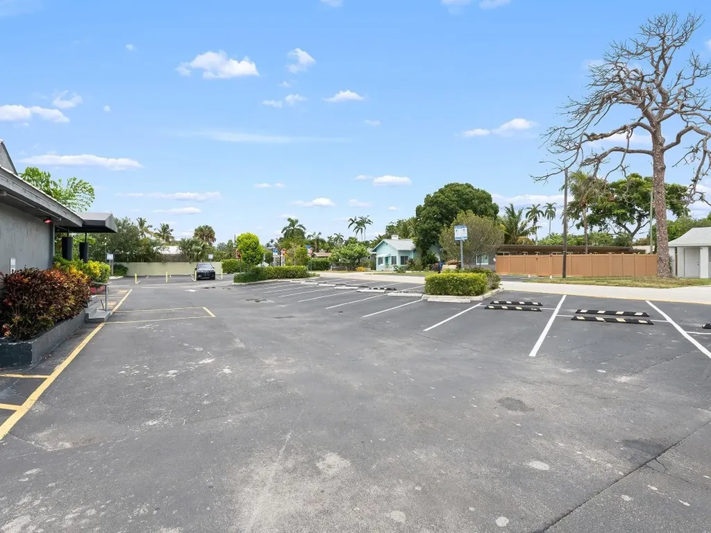 2217 Wilton Drive Wilton Manors FL 33305