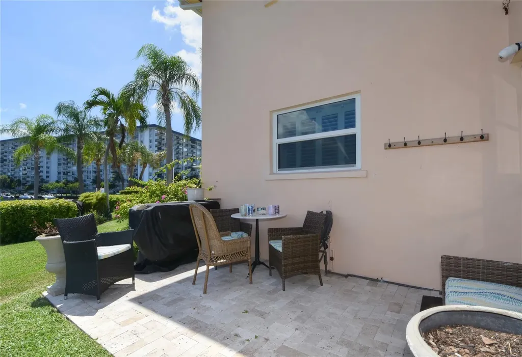 Pompano Beach FL 33060