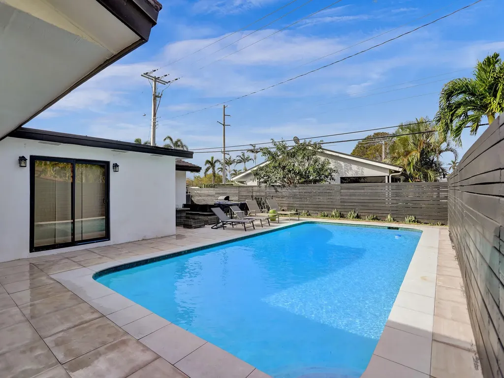 5501 NE 18th Terrace Fort Lauderdale FL 33308