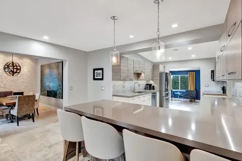 201 NE 28th Court Wilton Manors FL 33334