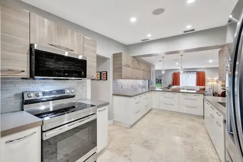 201 NE 28th Court Wilton Manors FL 33334