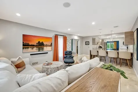 201 NE 28th Court Wilton Manors FL 33334