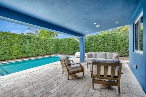 201 NE 28th Court Wilton Manors FL 33334