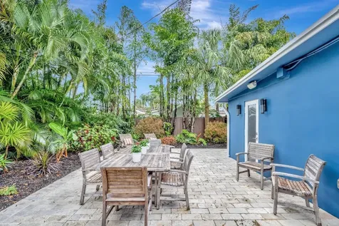 201 NE 28th Court Wilton Manors FL 33334