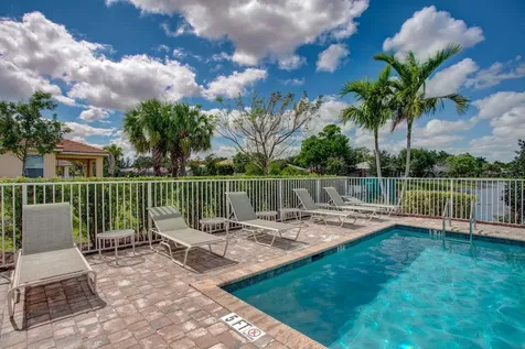 92 Palmetto Lane Royal Palm Beach FL 33411
