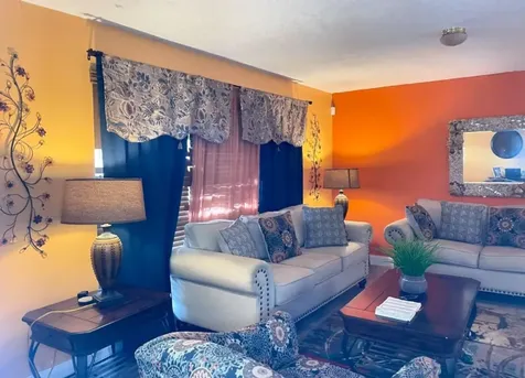 4521 NW 6th Street Plantation FL 33317