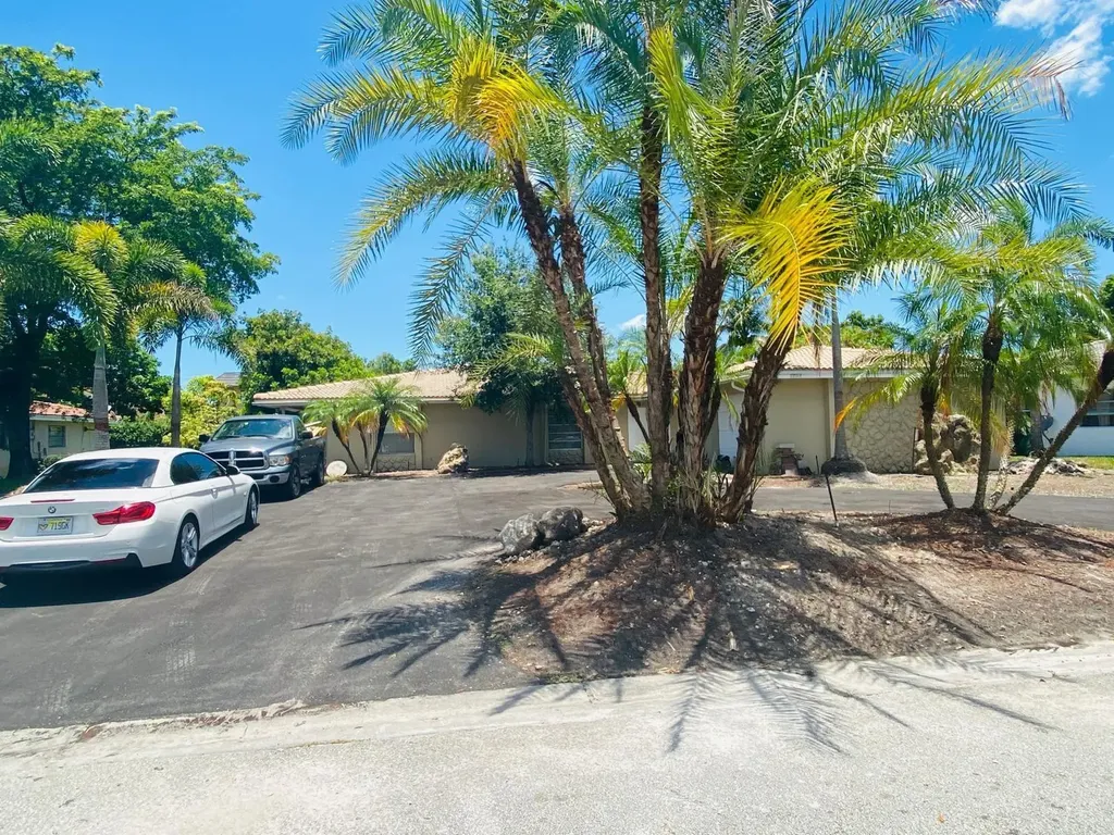 8263 NW 39th Street Coral Springs FL 33065