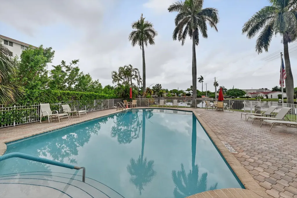 1881 Middle River Drive Fort Lauderdale FL 33305