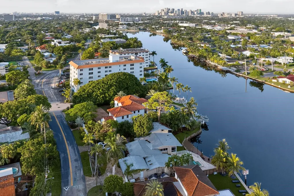 1881 Middle River Drive Fort Lauderdale FL 33305