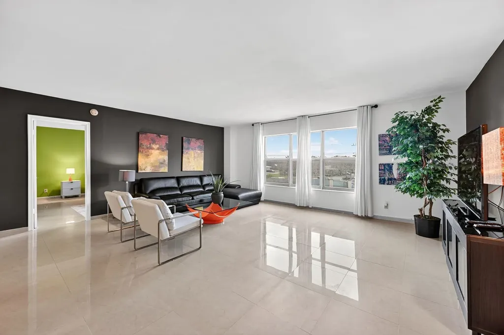 1881 Middle River Drive Fort Lauderdale FL 33305