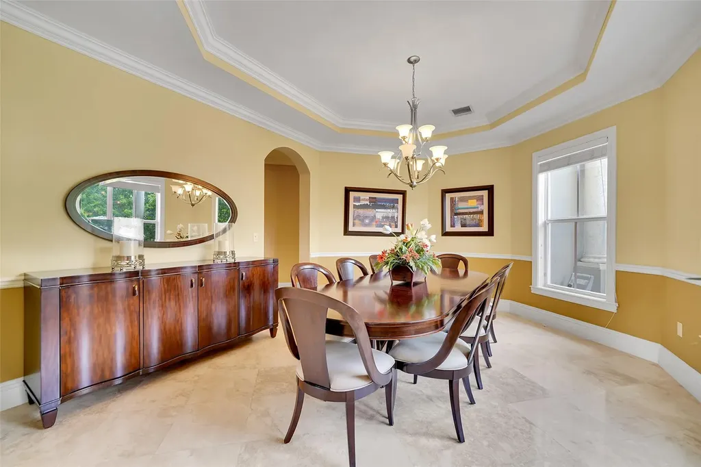 11001 SW 75th Court Pinecrest FL 33156