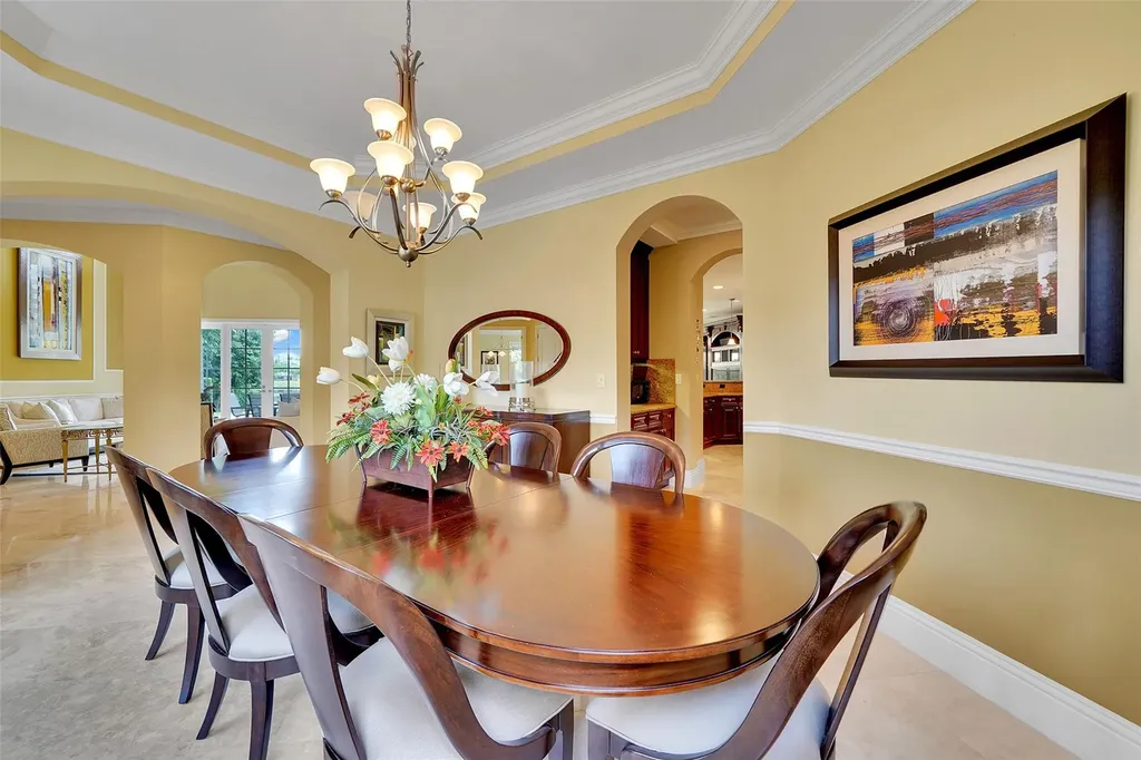 11001 SW 75th Court Pinecrest FL 33156