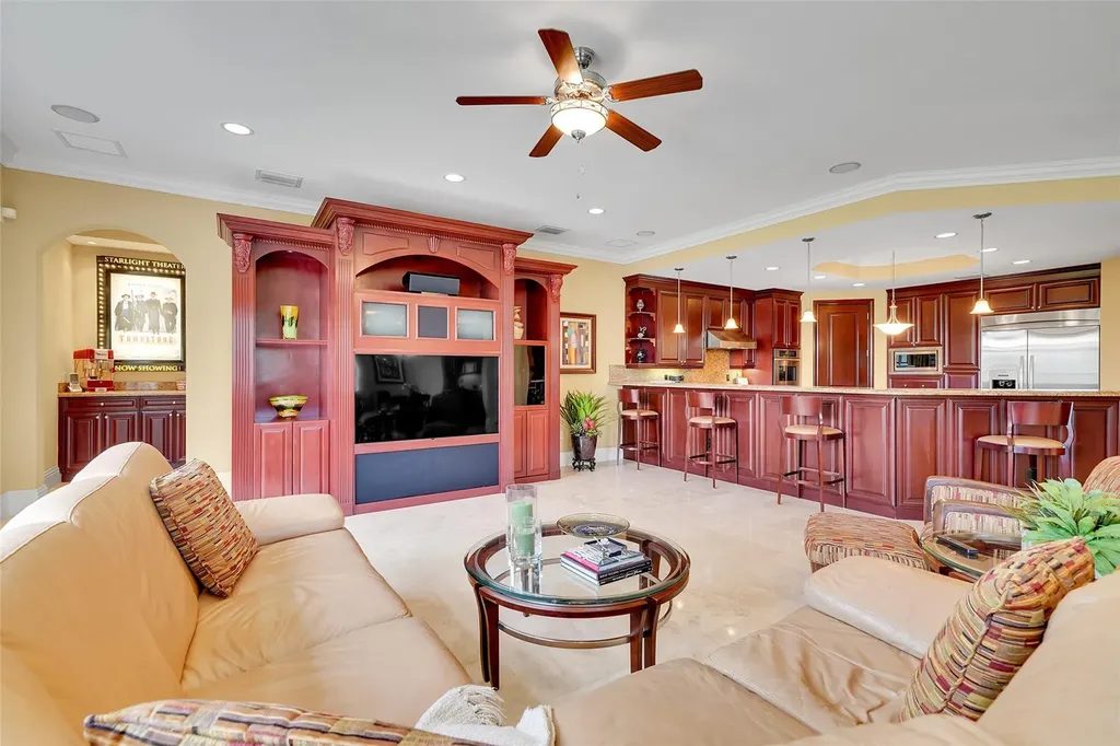 11001 SW 75th Court Pinecrest FL 33156