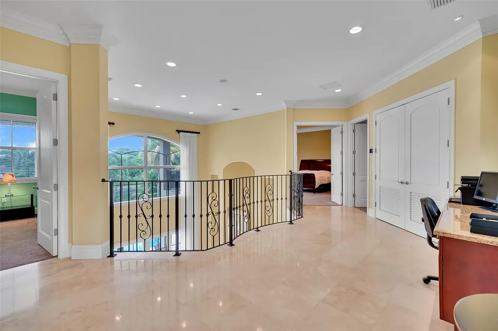 11001 SW 75th Court Pinecrest FL 33156