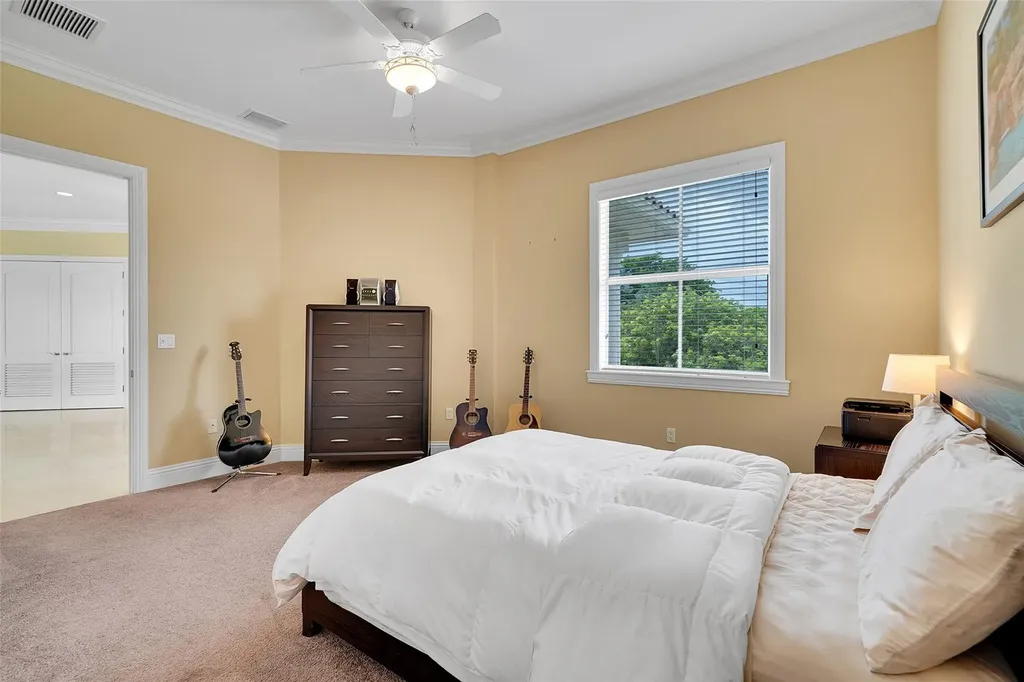 11001 SW 75th Court Pinecrest FL 33156