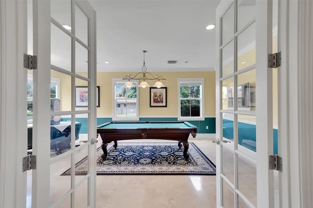 11001 SW 75th Court Pinecrest FL 33156