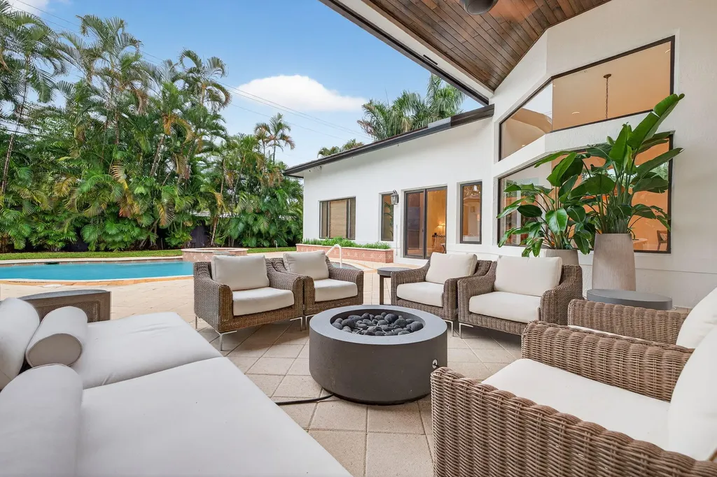 1518 E Lake Drive Fort Lauderdale FL 33316