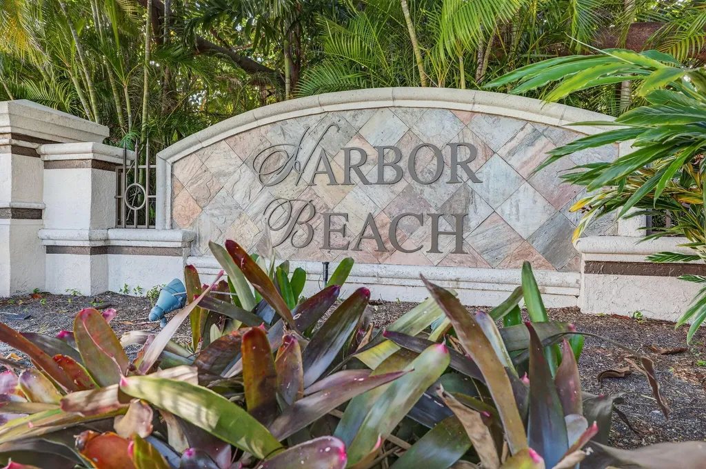 1518 E Lake Drive Fort Lauderdale FL 33316