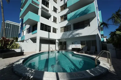 6941 Carlyle Avenue Miami Beach FL 33141