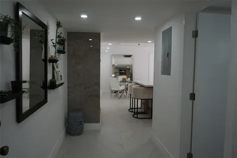 6941 Carlyle Avenue Miami Beach FL 33141
