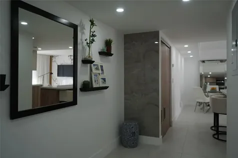 6941 Carlyle Avenue Miami Beach FL 33141