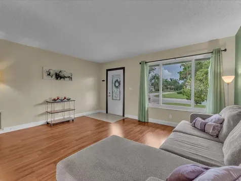 4623 NW 46th Street Tamarac FL 33319