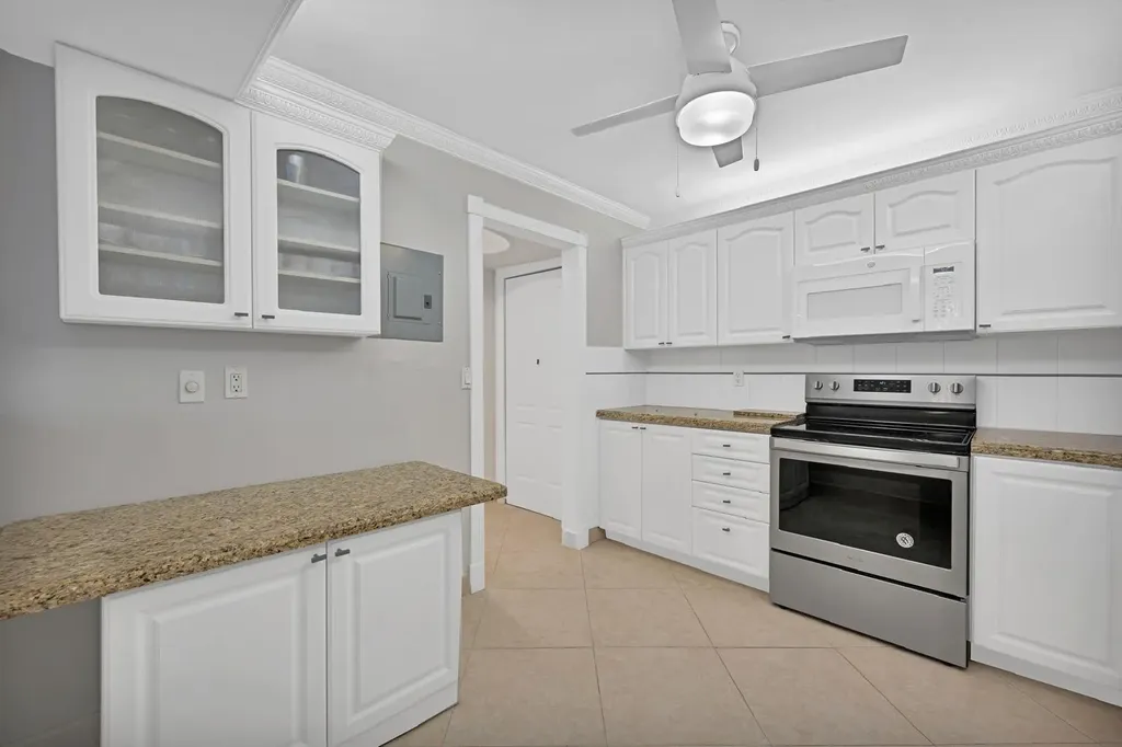 2301 S Ocean Drive Hollywood FL 33019
