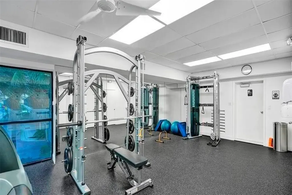 2301 S Ocean Drive Hollywood FL 33019