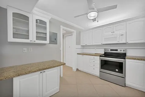 2301 S Ocean Drive Hollywood FL 33019