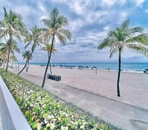 2301 S Ocean Drive Hollywood FL 33019