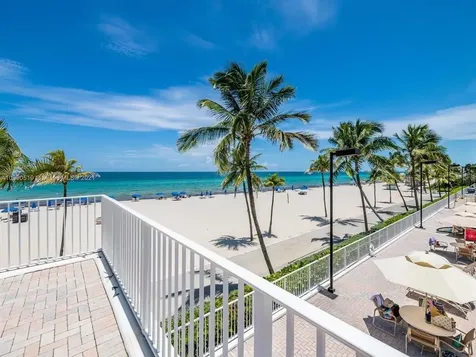 2301 S Ocean Drive Hollywood FL 33019