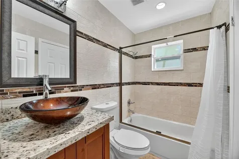 7527 SW 7th Place North Lauderdale FL 33068